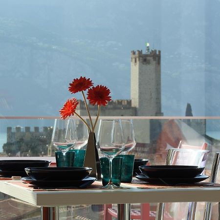 Apartmán Blue Sky Garda - Sunset Malcesine Exteriér fotografie