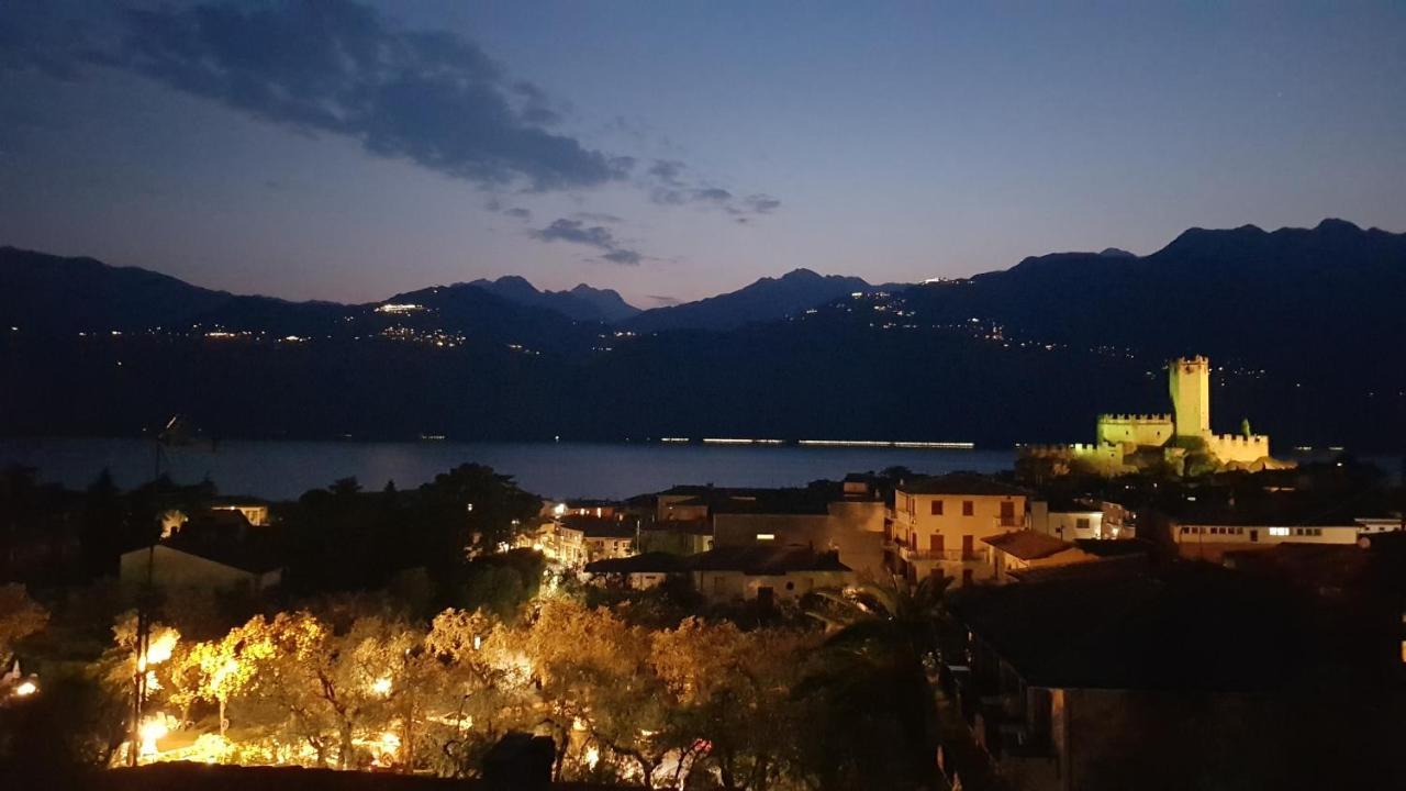 Apartmán Blue Sky Garda - Sunset Malcesine Exteriér fotografie